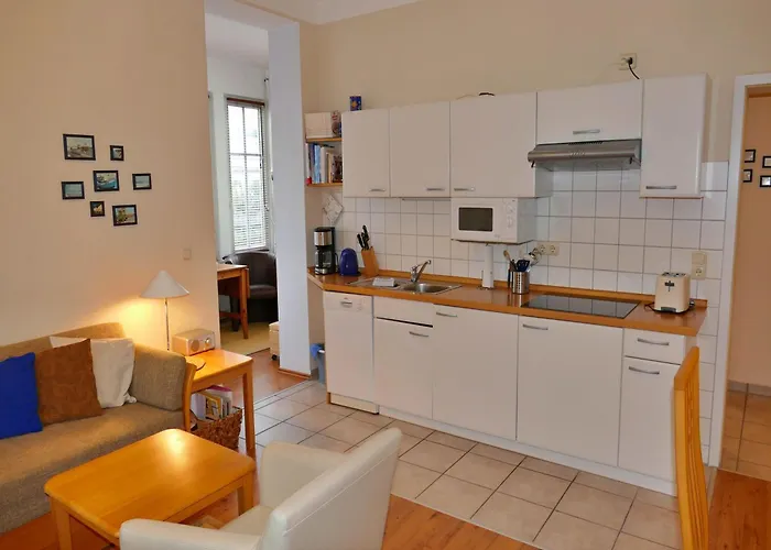 Waldstrasse 03 Апартаменты *